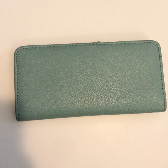Handbags - Bifold Pleather Wallet